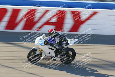 media/Jan-21-2022-Fastrack Riders (Fri) [[90b5309cc6]]/Level 1/Session 1 Front Straight/